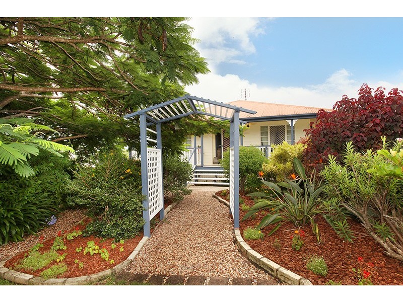 7 Yvonne Street, Nambour QLD 4560