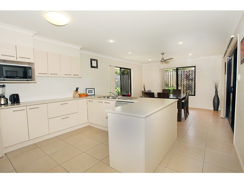 4 Impression Drive, Nambour QLD 4560