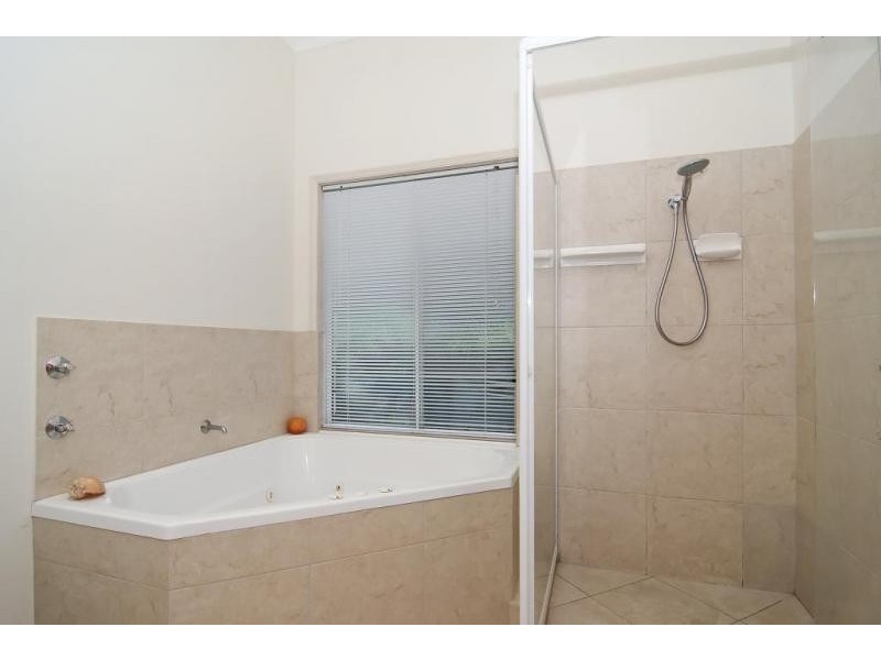 34 Bunya Pine Place, Woombye QLD 4559