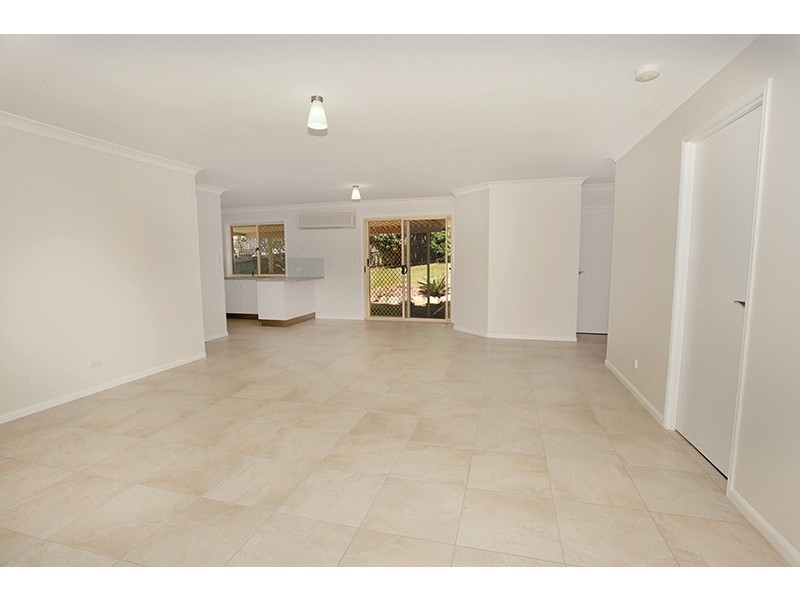 19 Kearns Court, Nambour QLD 4560