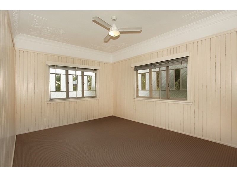 25 Park Road, Nambour QLD 4560