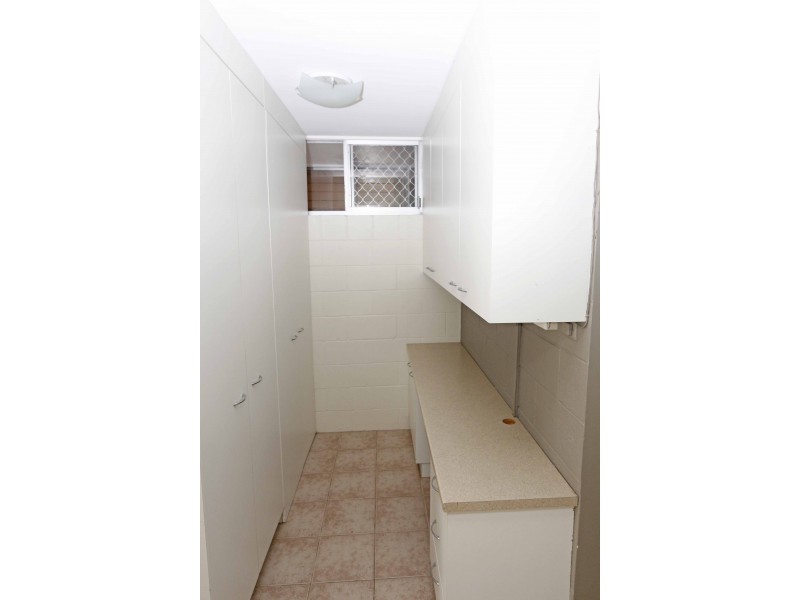 5/2 Sapphire Drive, Nambour QLD 4560