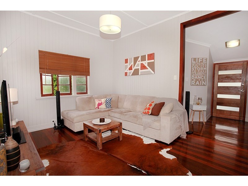 16 Lamington Terrace, Nambour QLD 4560