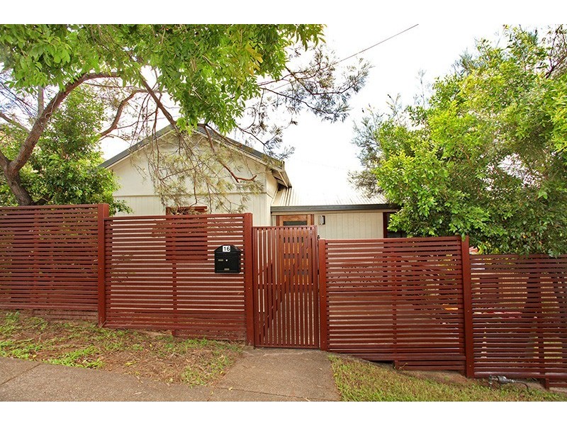 16 Lamington Terrace, Nambour QLD 4560