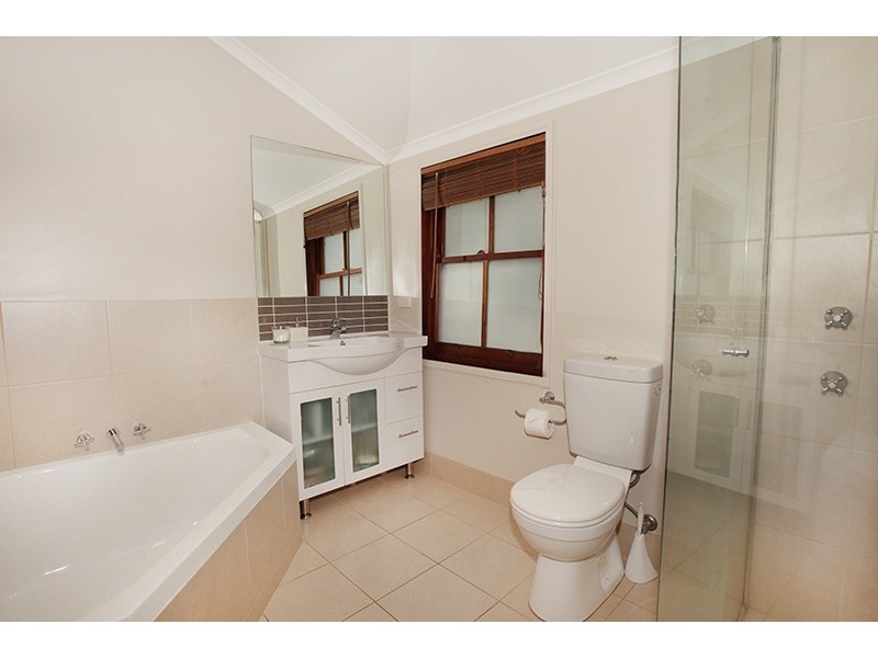 16 Lamington Terrace, Nambour QLD 4560