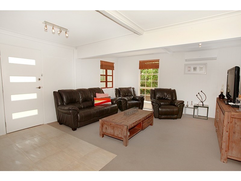 16 Lamington Terrace, Nambour QLD 4560