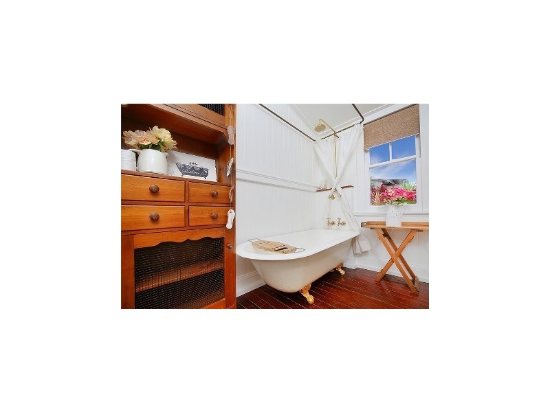 11 George Street, Nambour QLD 4560