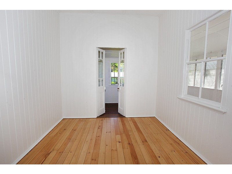 38 Court Rd, Nambour QLD 4560