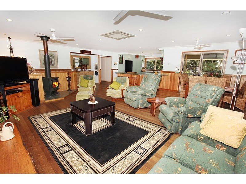 17 Tamarin Dve, Mapleton QLD 4560