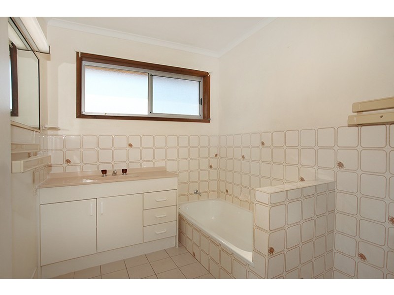 15 Mayfield Street, Nambour QLD 4560