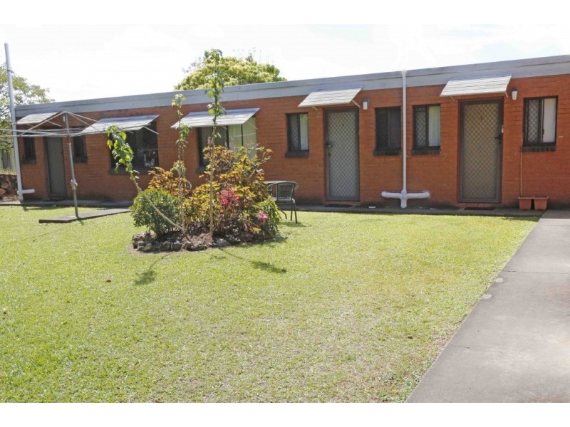 4/11 Sapphire Drive, Nambour QLD 4560