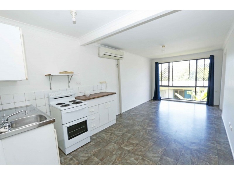 4/11 Sapphire Drive, Nambour QLD 4560