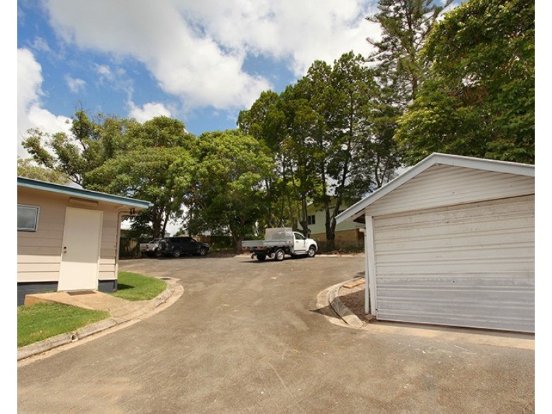 9 Waterfall Street, Nambour QLD 4560