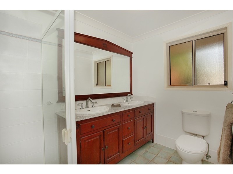 20 Leigha Place, Kureelpa QLD 4560