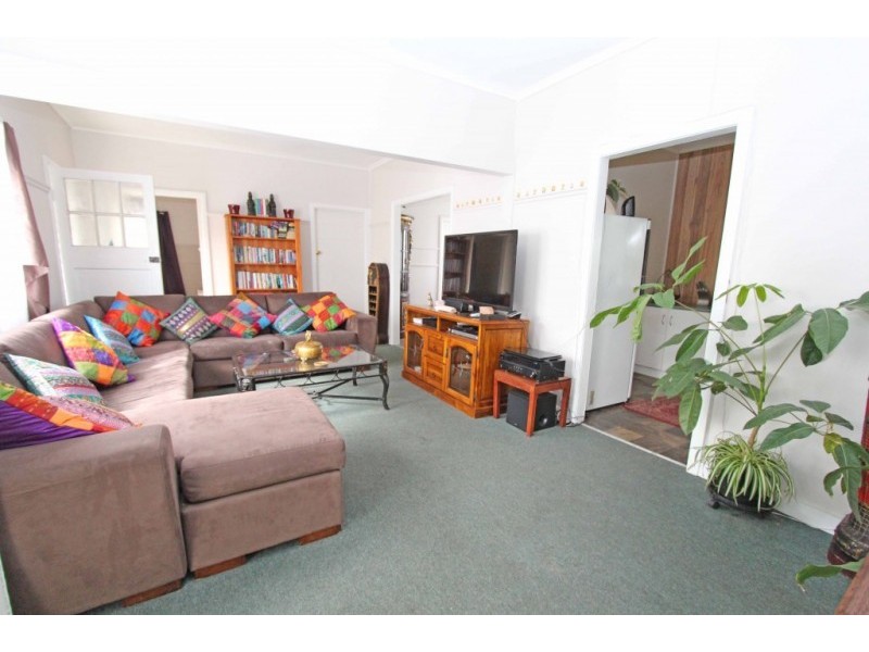 25 Blackall Terrace, Nambour QLD 4560