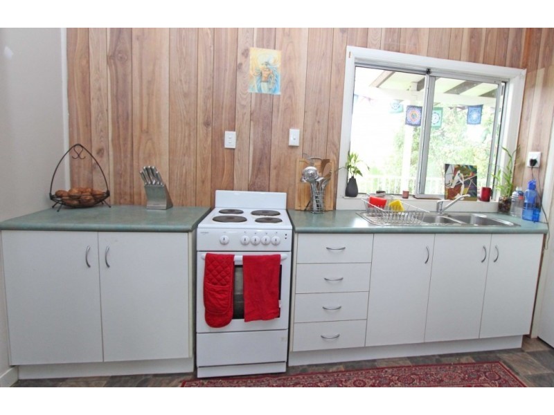 25 Blackall Terrace, Nambour QLD 4560