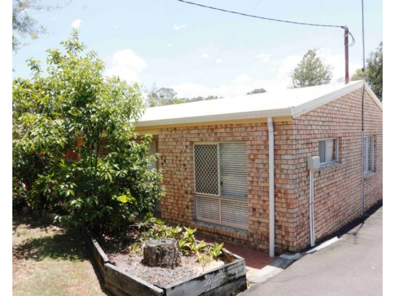 2/4 Sunhaven Court, Nambour QLD 4560