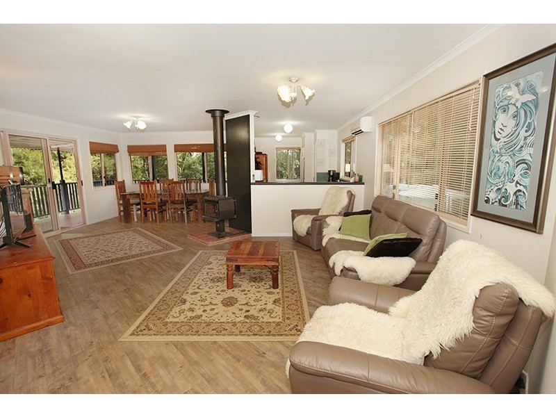 180 Thrushs Road, Dulong QLD 4560