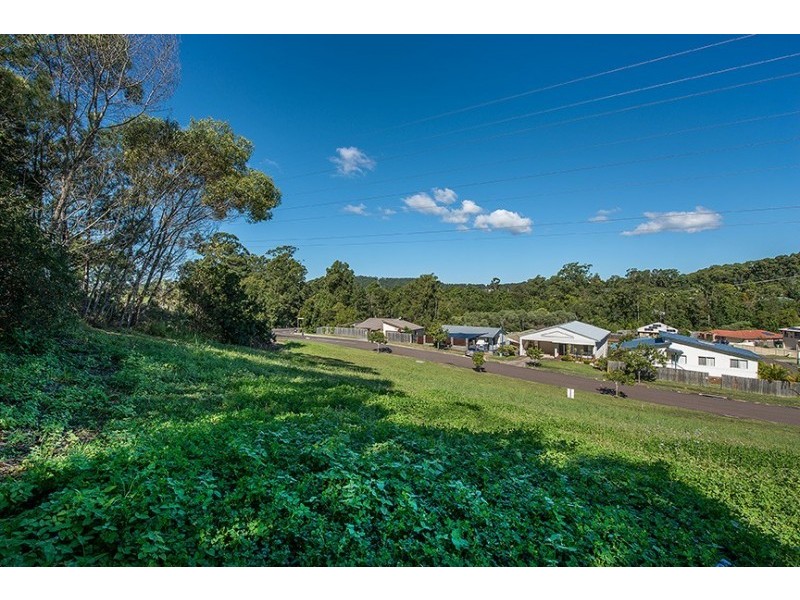 2 Tuckers Creek Dve, Nambour QLD 4560