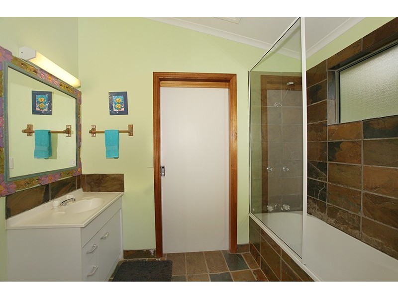 1 Upper Tinarra Close, Maroochy River QLD 4561