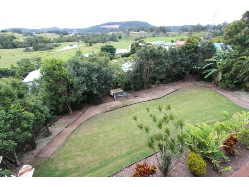 5 Sandra Place, Nambour QLD 4560
