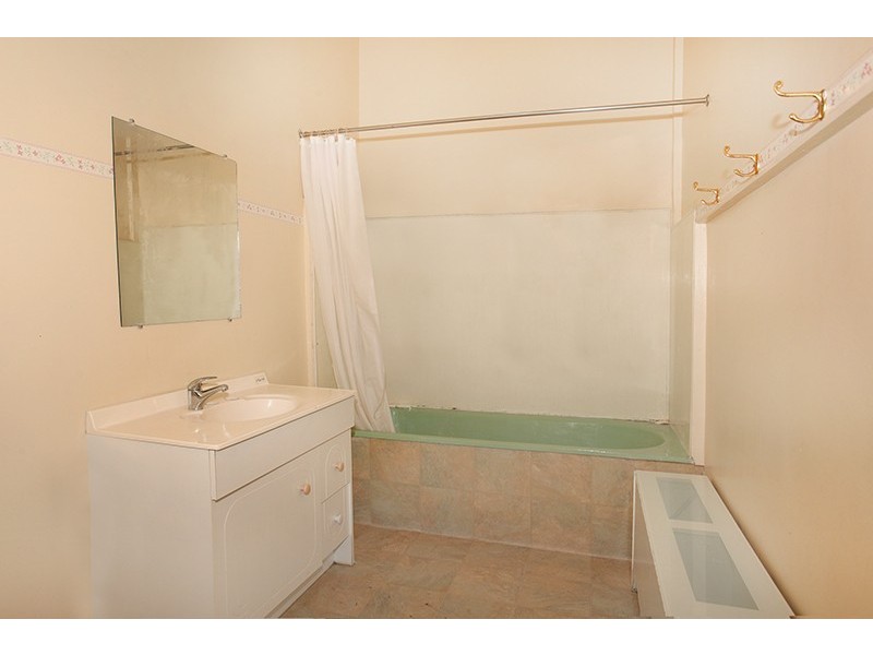 16 Maud Street, Nambour QLD 4560