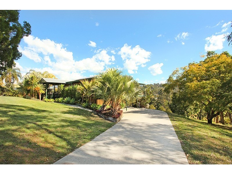 14 Burnside Road, Burnside QLD 4560
