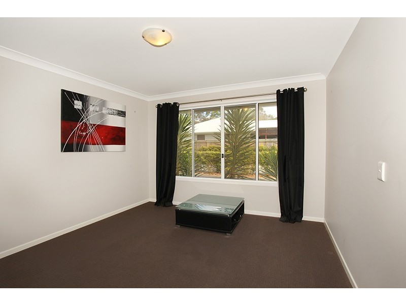 7 Wallace Close, Coes Creek QLD 4560