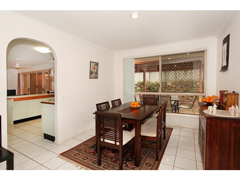 16 Greenlees Court, Palmwoods QLD 4555