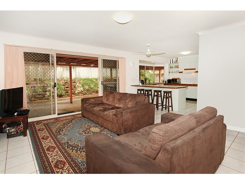 16 Greenlees Court, Palmwoods QLD 4555