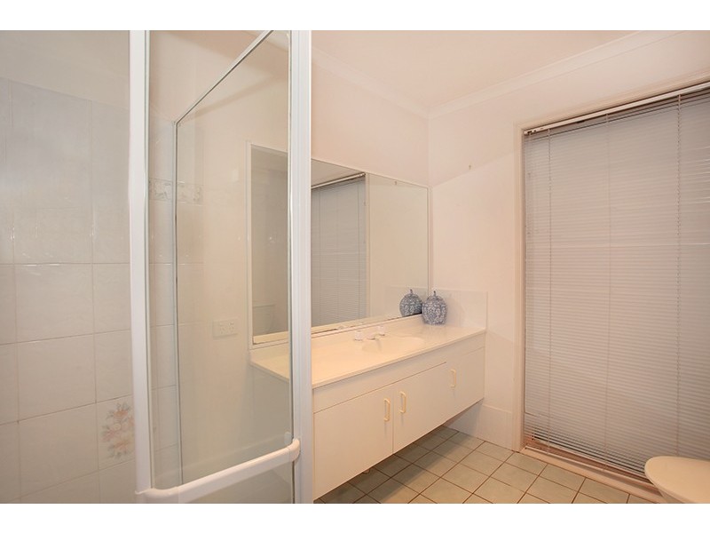 16 Greenlees Court, Palmwoods QLD 4555