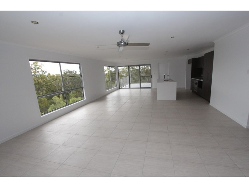 8a Donna Place, Buderim QLD 4556