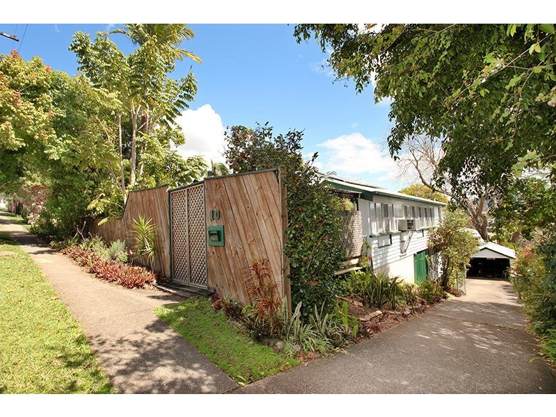 10 Lamington Terrace, Nambour QLD 4560