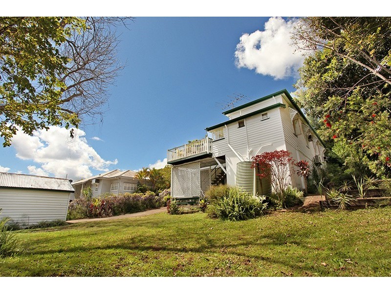 10 Lamington Terrace, Nambour QLD 4560