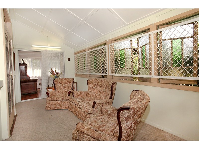 10 Lamington Terrace, Nambour QLD 4560