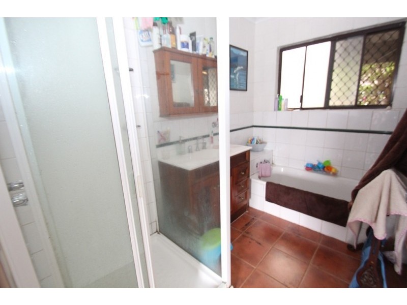 5 Tallangatta Street, Nambour QLD 4560