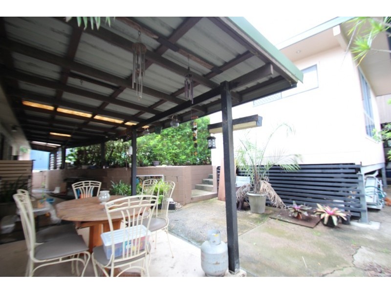 5 Tallangatta Street, Nambour QLD 4560