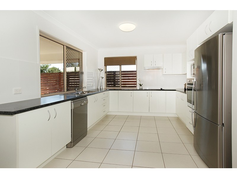 9 Wallace Close, Coes Creek QLD 4560