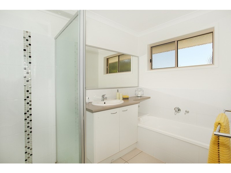 9 Wallace Close, Coes Creek QLD 4560