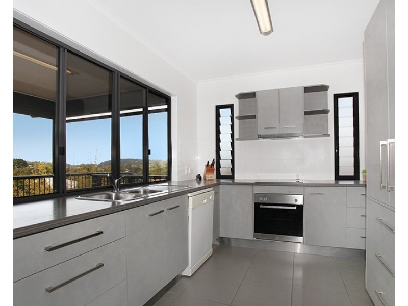 73 Burnside Road, Burnside QLD 4560