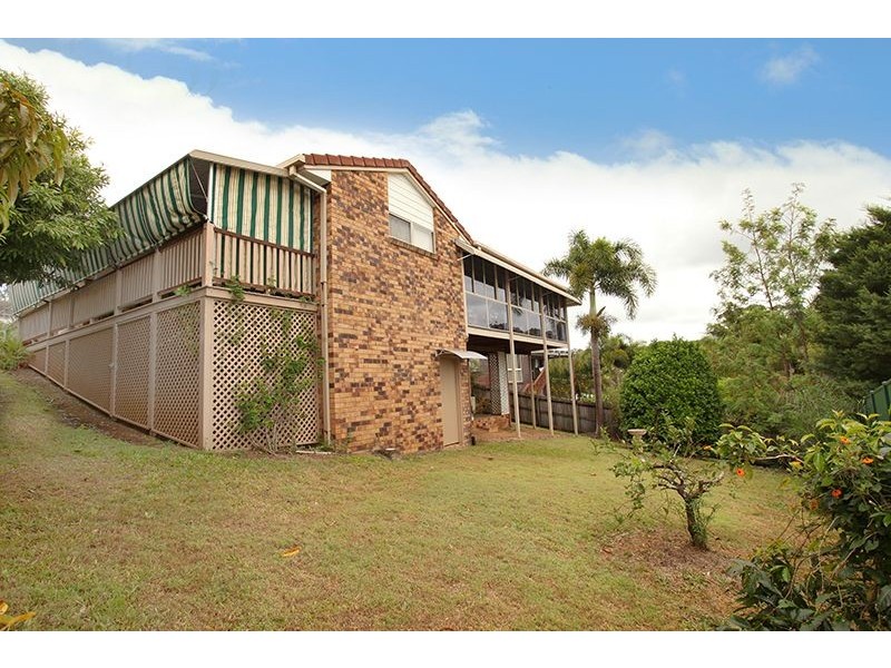 5 Valley Breeze Court, Coes Creek QLD 4560