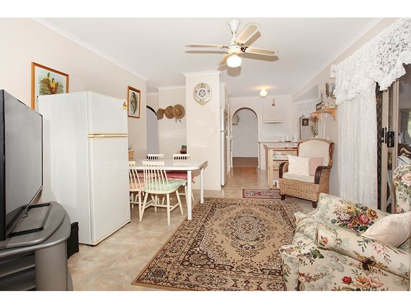 5 Valley Breeze Court, Coes Creek QLD 4560