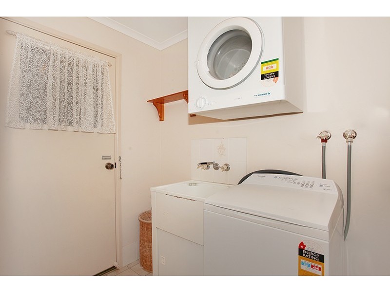 5 Valley Breeze Court, Coes Creek QLD 4560