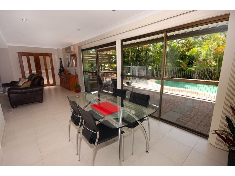 20 Sapphire Drive, Nambour QLD 4560