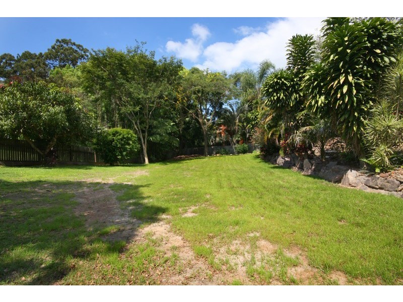 20 Sapphire Drive, Nambour QLD 4560