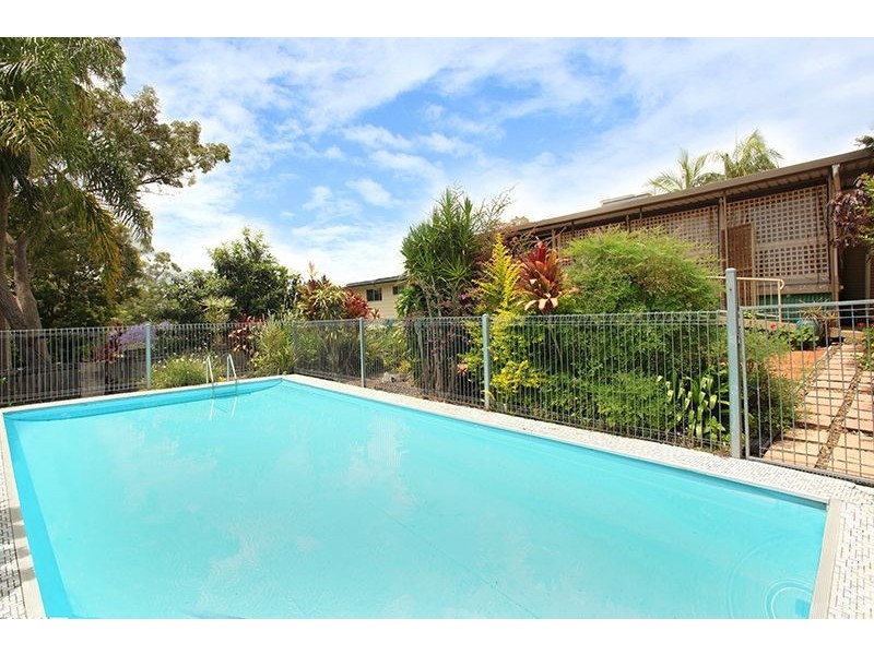 17 Alexandra Avenue, Nambour QLD 4560