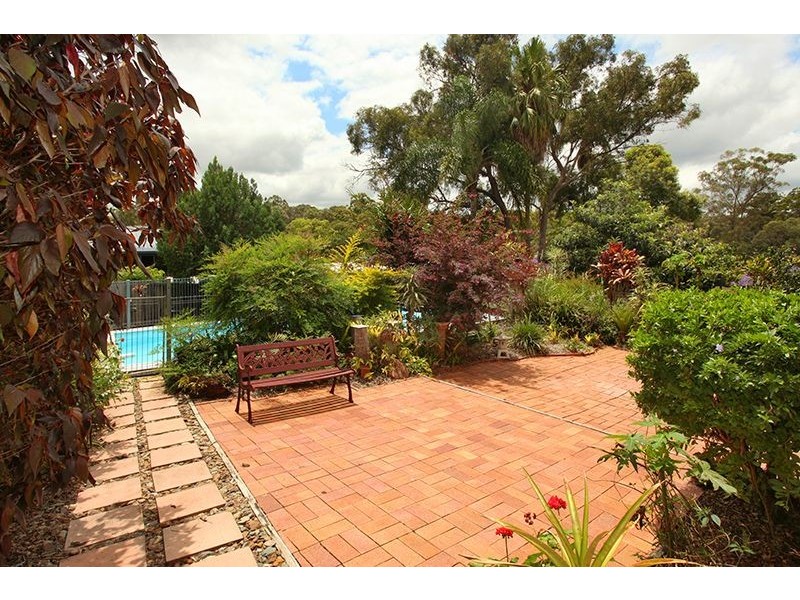 17 Alexandra Avenue, Nambour QLD 4560