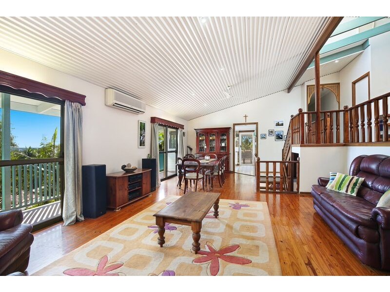 13 Canmaroo Ave, Nambour QLD 4560