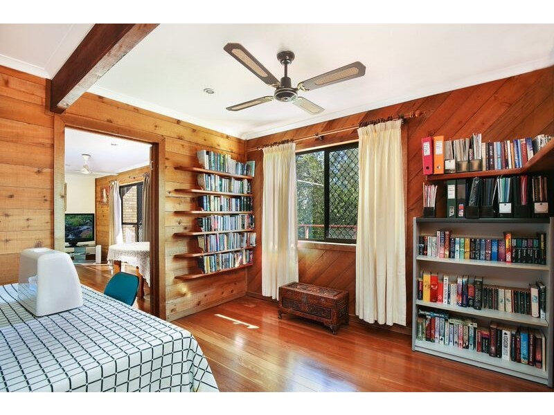 13 Canmaroo Ave, Nambour QLD 4560
