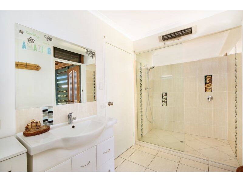 13 Canmaroo Ave, Nambour QLD 4560
